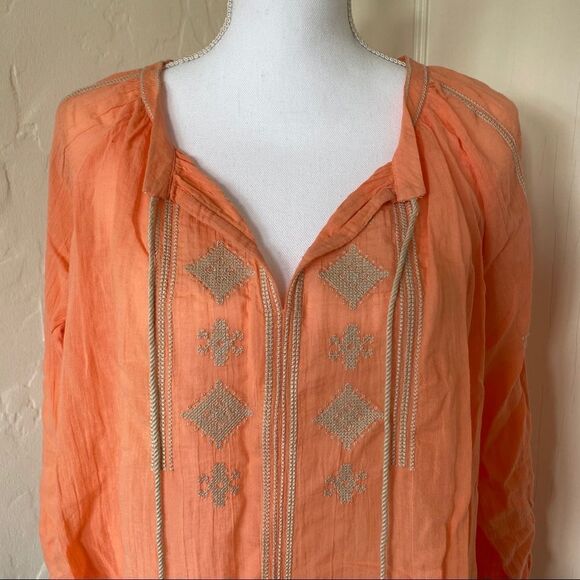 Loft Top - Picture 2 of 13